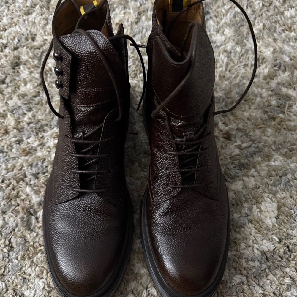 Hugo boss men boots size 10 us.